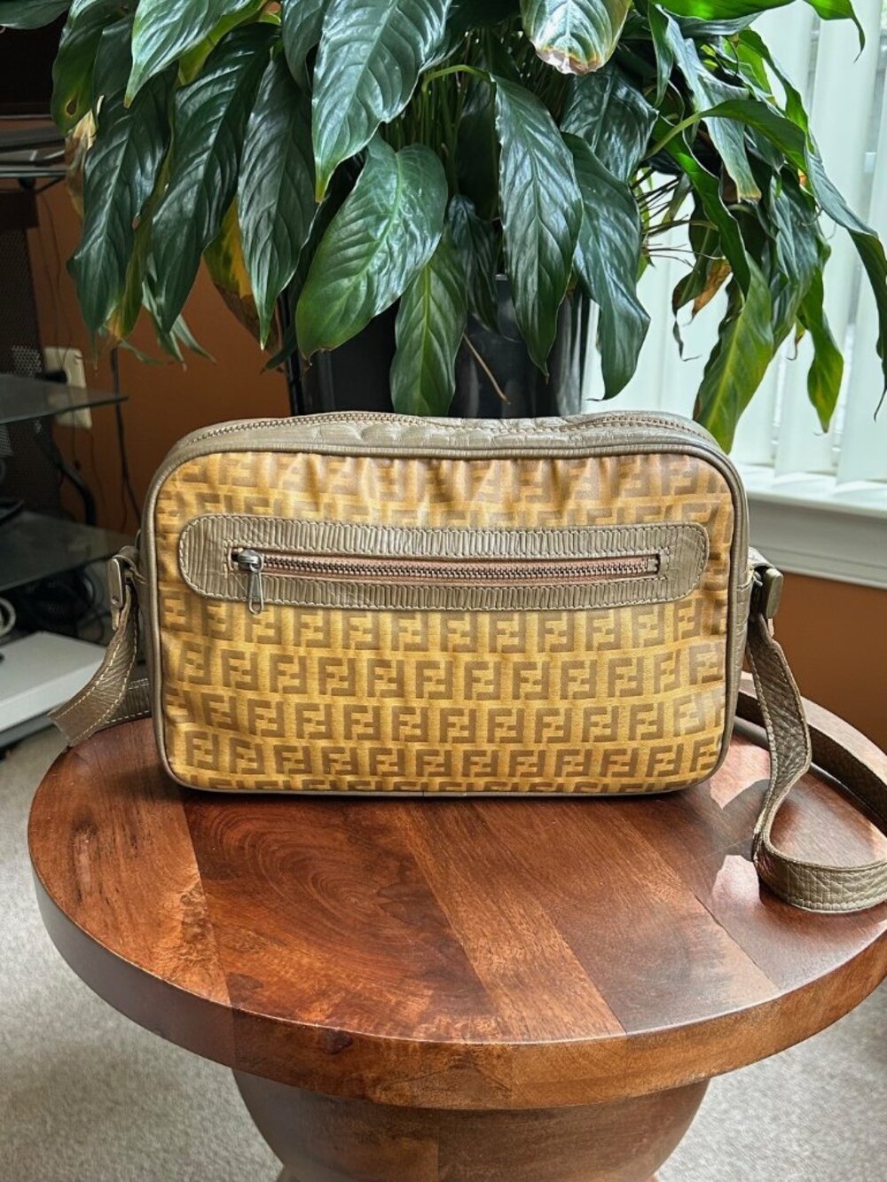 FENDI Zucchino FF Monogram Camera Bag Vintage Taupe Camel Tan